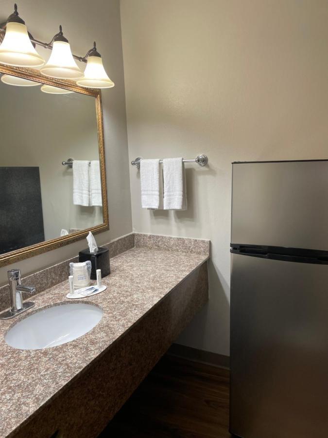 Days Inn By Wyndham Portland/Corpus Christi Exteriör bild