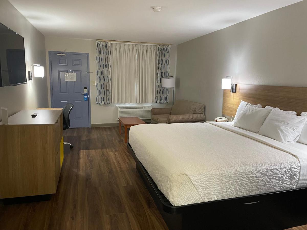 Days Inn By Wyndham Portland/Corpus Christi Exteriör bild