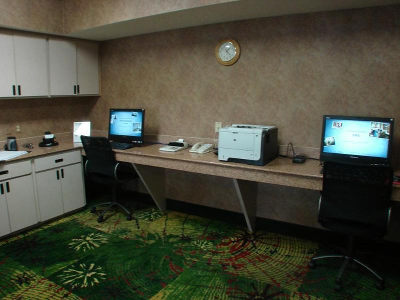 Days Inn By Wyndham Portland/Corpus Christi Exteriör bild